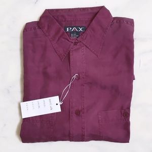 NWT. Vintage Men's 100% Silk Short Sleeve Button-Down Shirt.